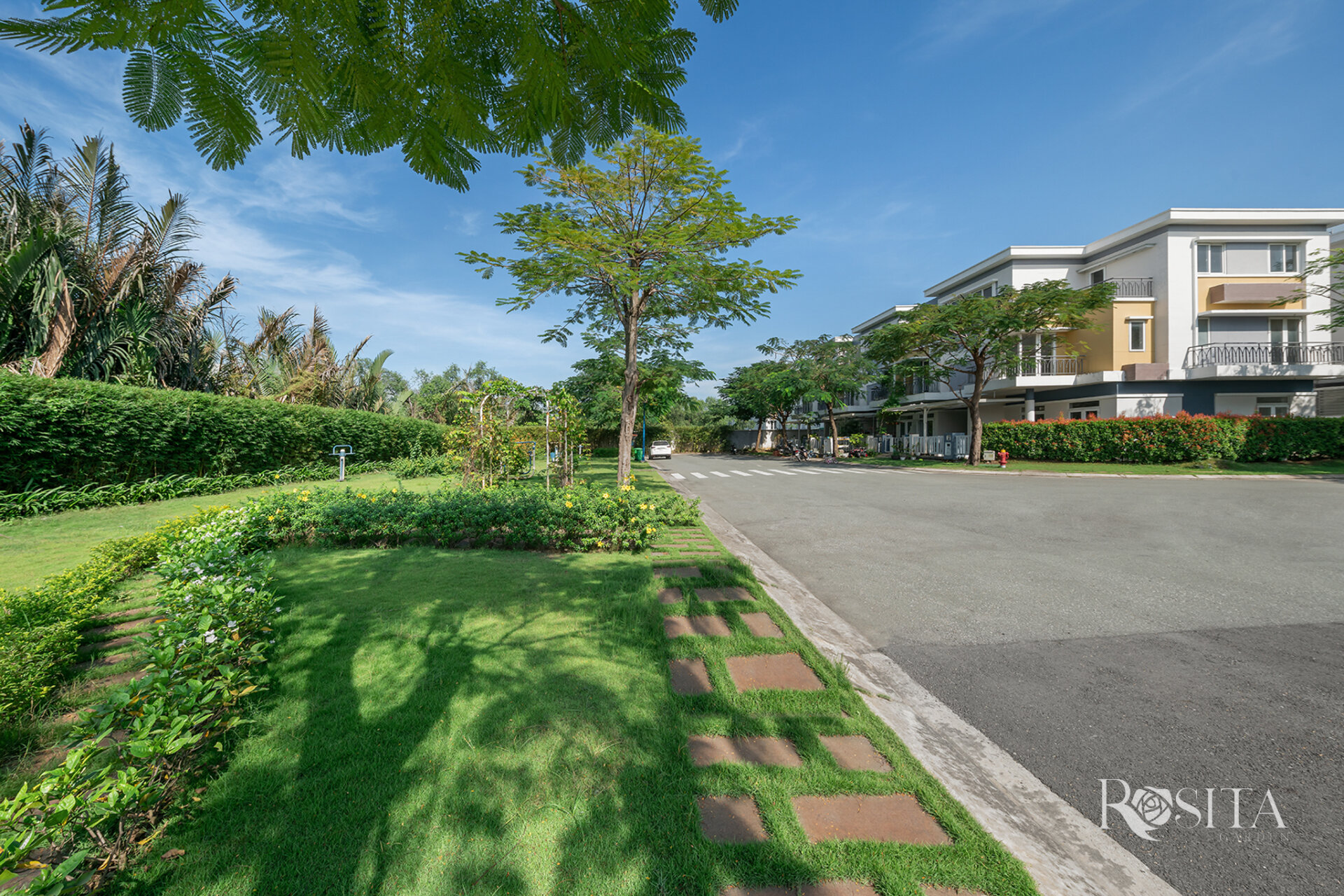 Rosita Garden 1